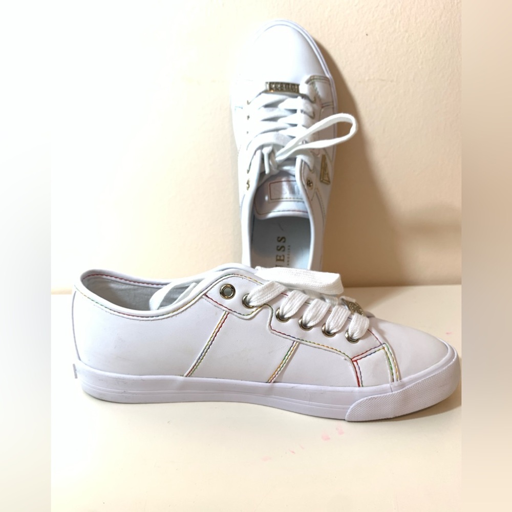 Guess Pacing 3 White/Rainbow Stitching Lace Up Classic Sneakers - Picture 3 of 9